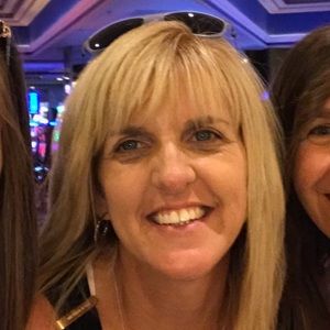 Meet your Posher, Dena